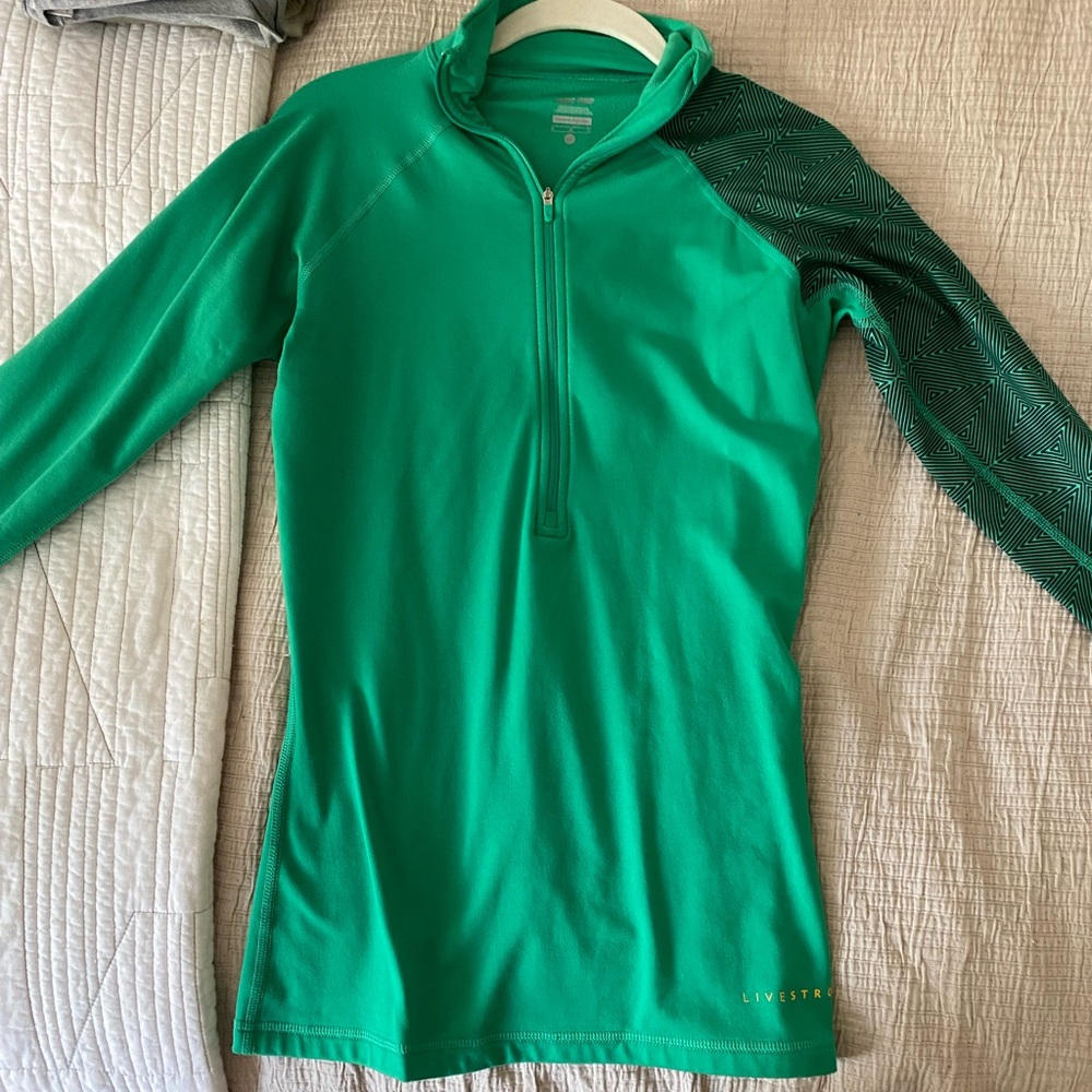 Nike 1/4 zip pull over